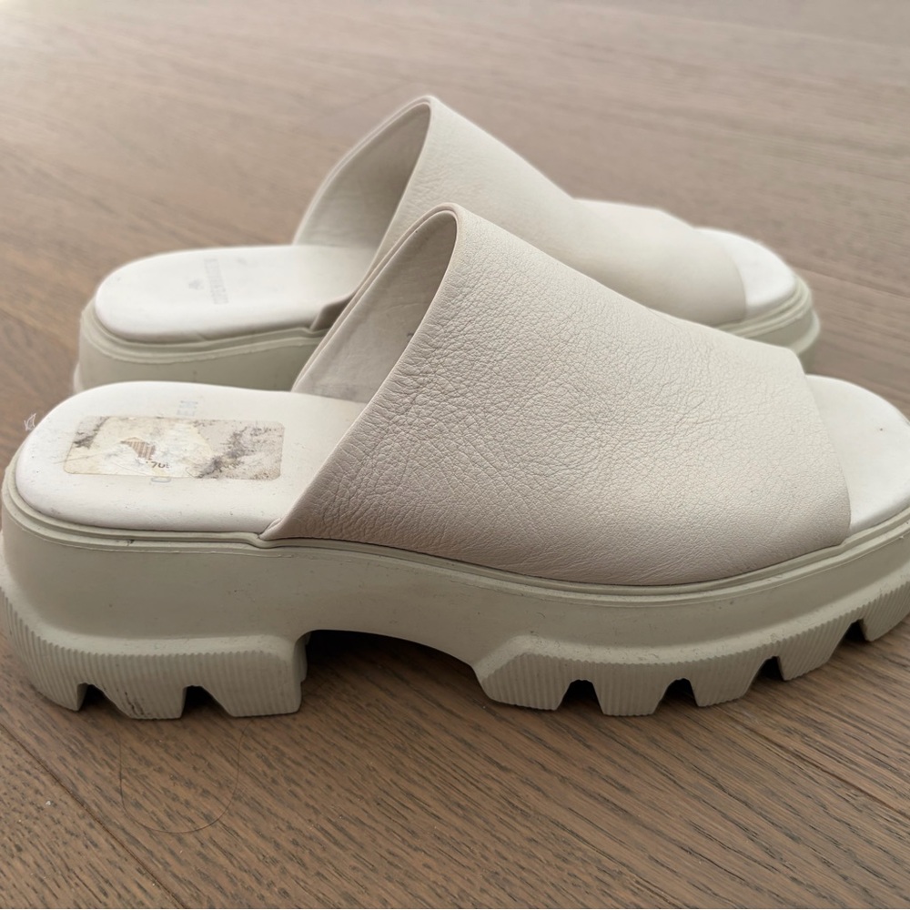 Women's Cream Leather Copenhagen Sandals